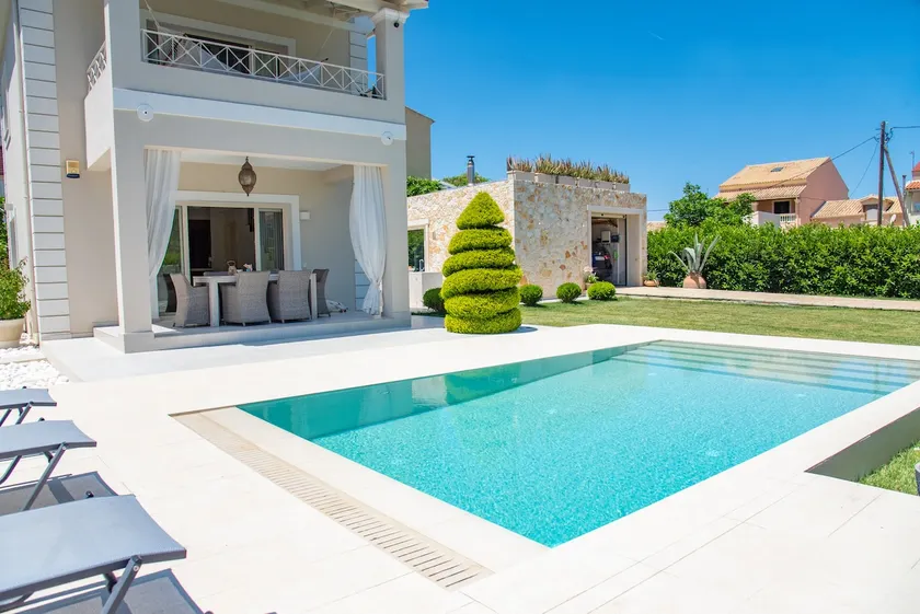 Luxury Seaside villa DARL - Image 1