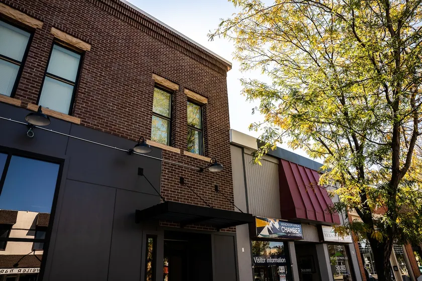 Swanky Downtown Getaway! - Image 1