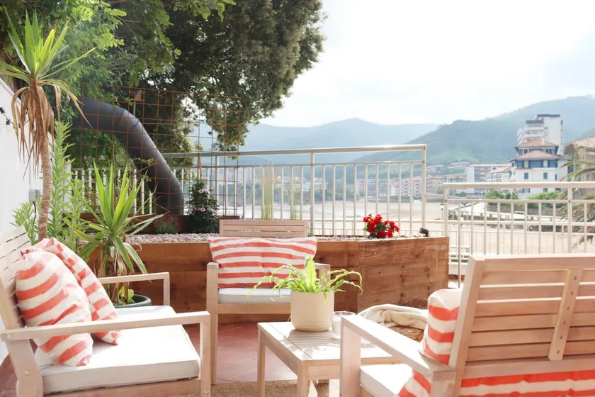 Apartment in Bakio, large oceanfront terrace - Image 1