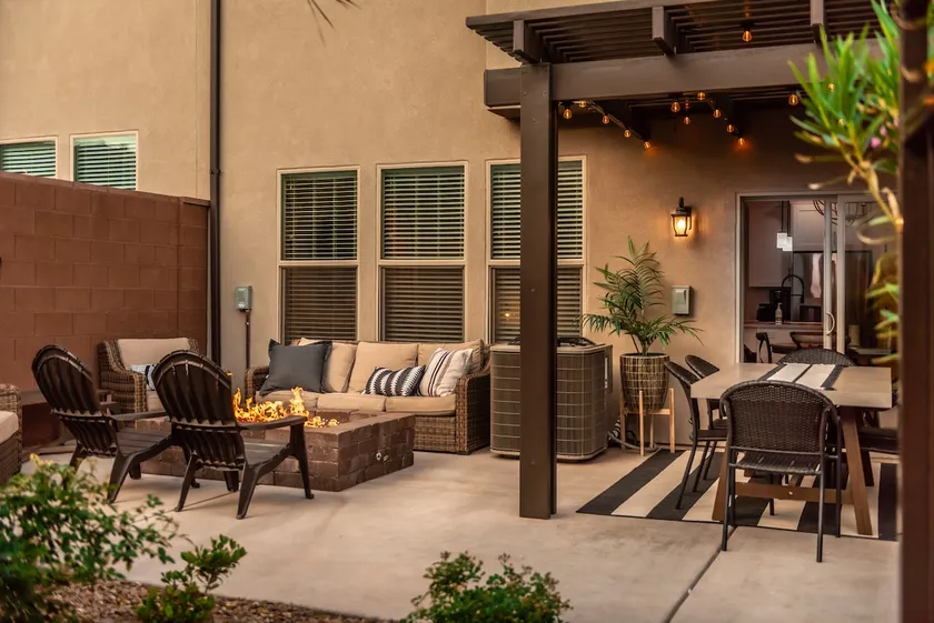 No Bunk Beds|Private Patio| - Image 1