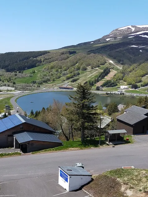 Super Besse Apartment - Image 1
