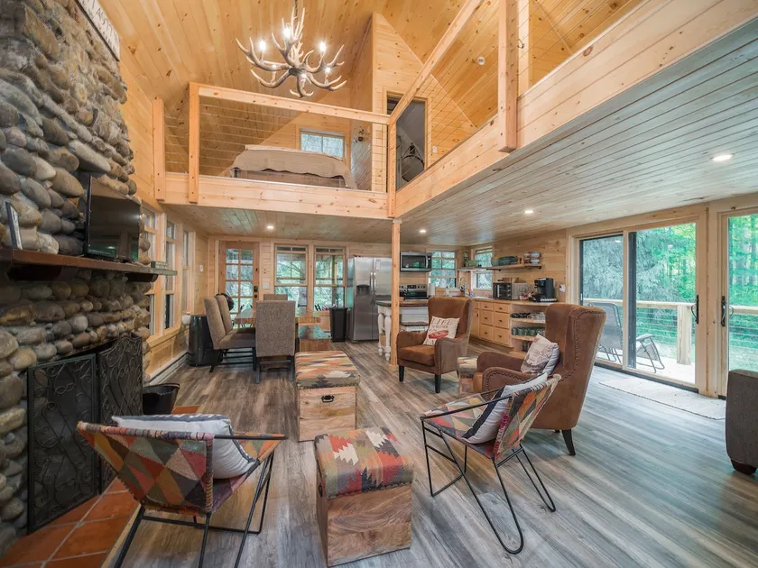 Sunset Lake Cabin in Ripley, NY - Image 1