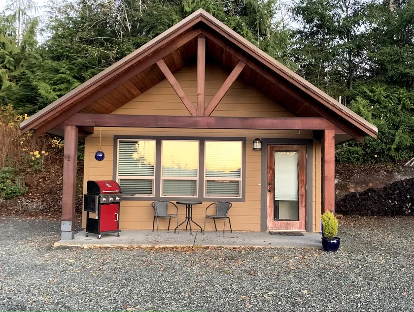 Sockeye Cottages Gatehouse- stunning sunsets - Image 1