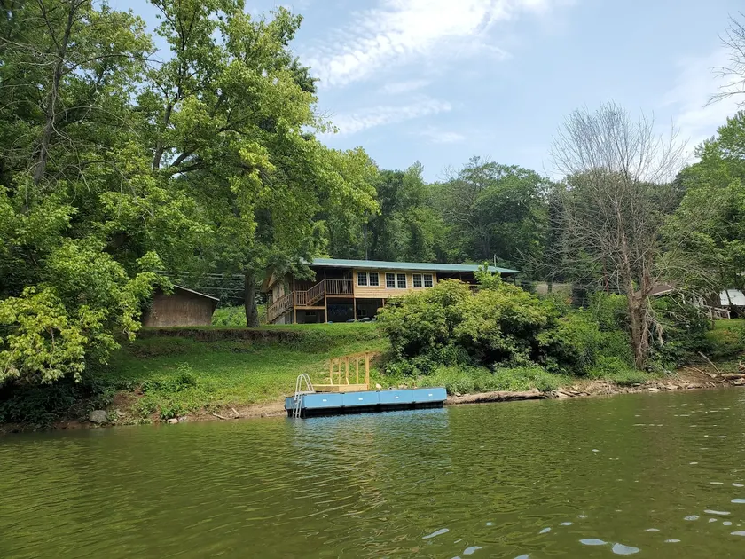 Whistlestop Camp on the Greenbrier River - Image 1