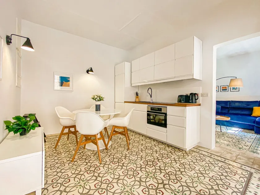 Maisonette with Grand Harbour Views - Image 1