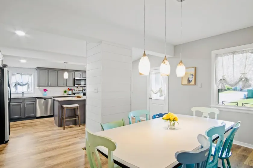 Modern Family House Super Close to Hershey Park - Image 1