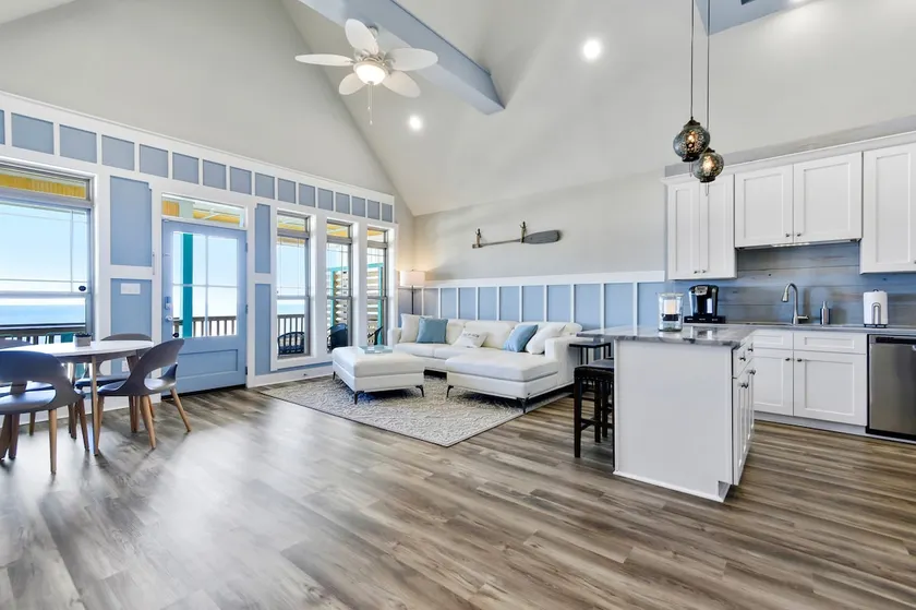 Luxury Beach Front Home!!! - Image 1