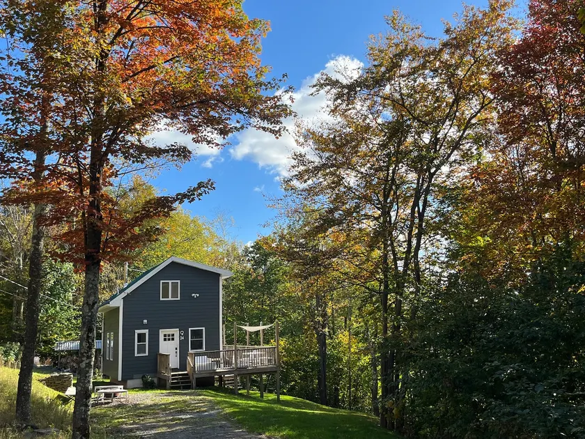 Woodfield Perch - Elevated Catskills Hideaway - Image 1