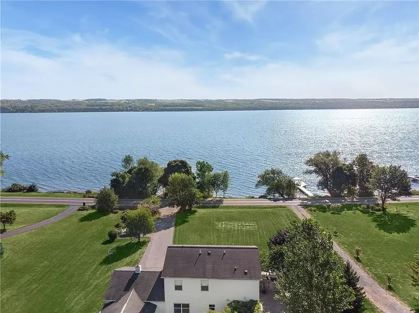 Charming 4-Season Cayuga Lake House near Sheldrake Point!! - Image 1