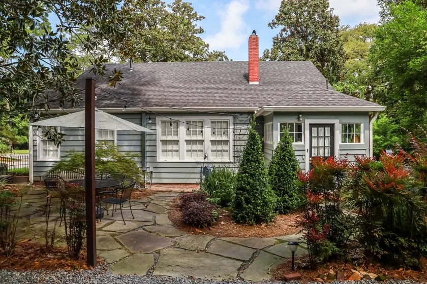 Southland Cottage - Walk to Historic Downtown - Image 1