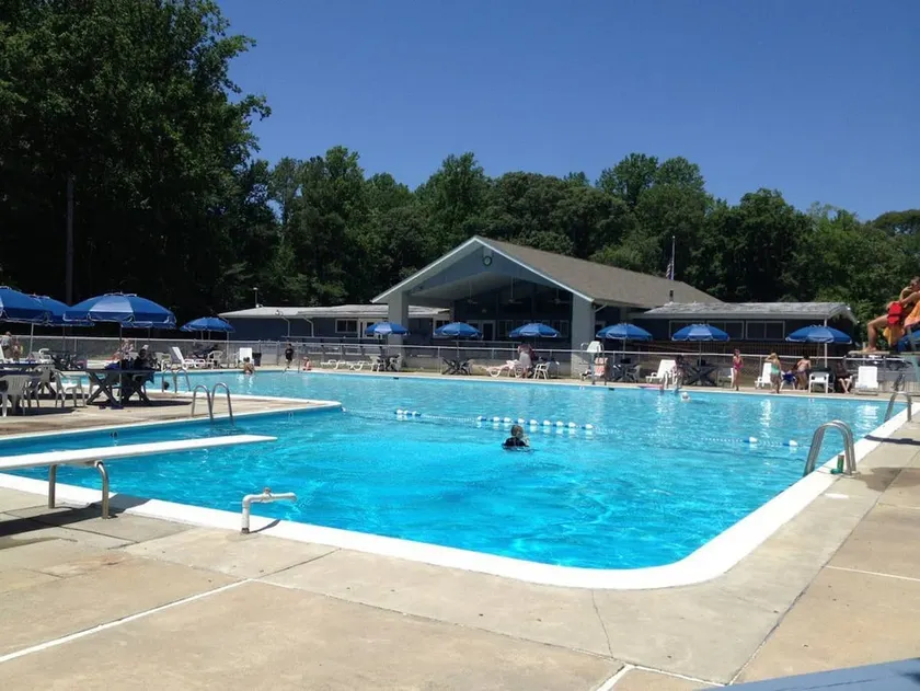 Relax,Unwind and have FUN at Bayside Breeze - Image 1