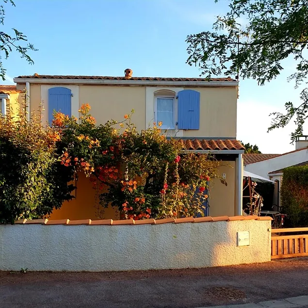 Charming house near the beach - Image 1