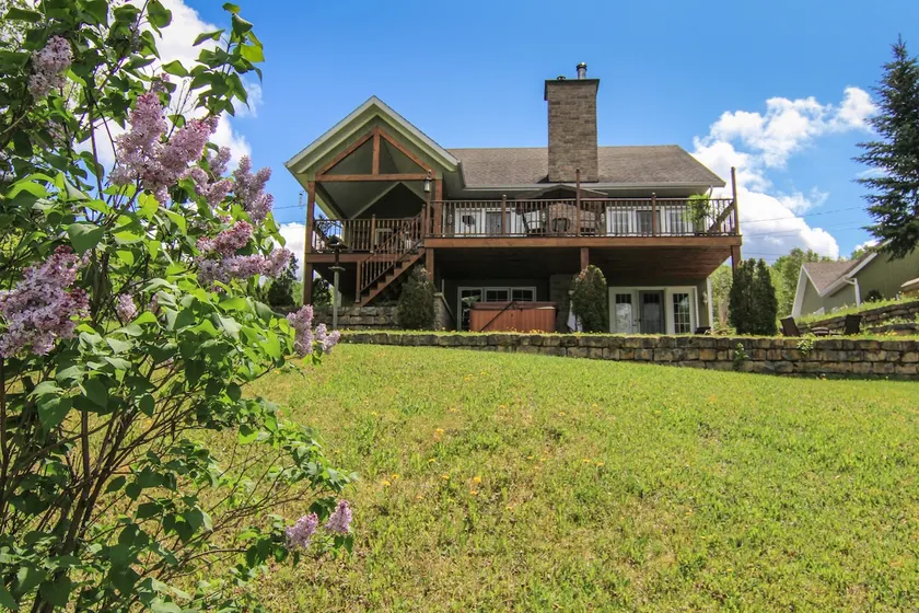 Grandfather Turtle Cottage - Image 1