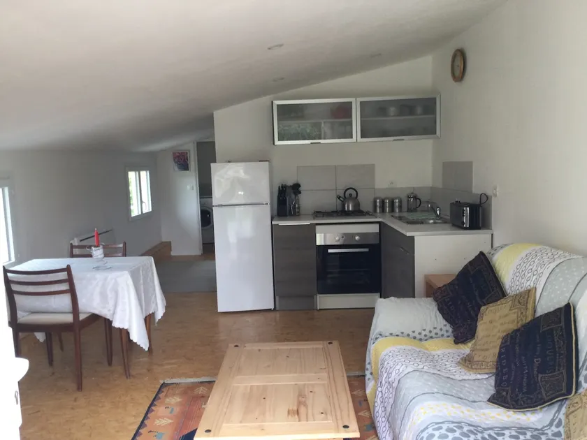 Lovely one Bedroom Apartment. Sleeps up to 4 - Image 1