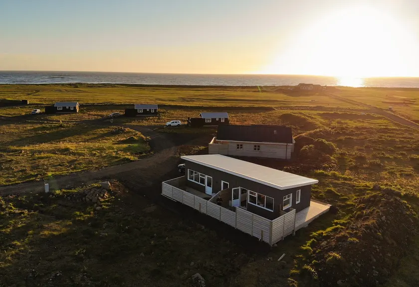 Cabin 5 with Private Hot Tub - Ocean Break - Image 1