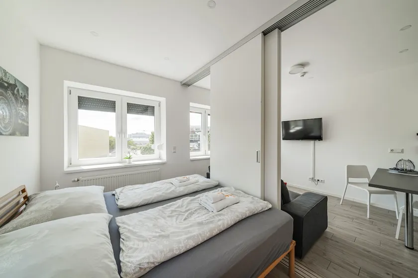 Schönbrunn (05): Sunny 2-person apartment - Image 1