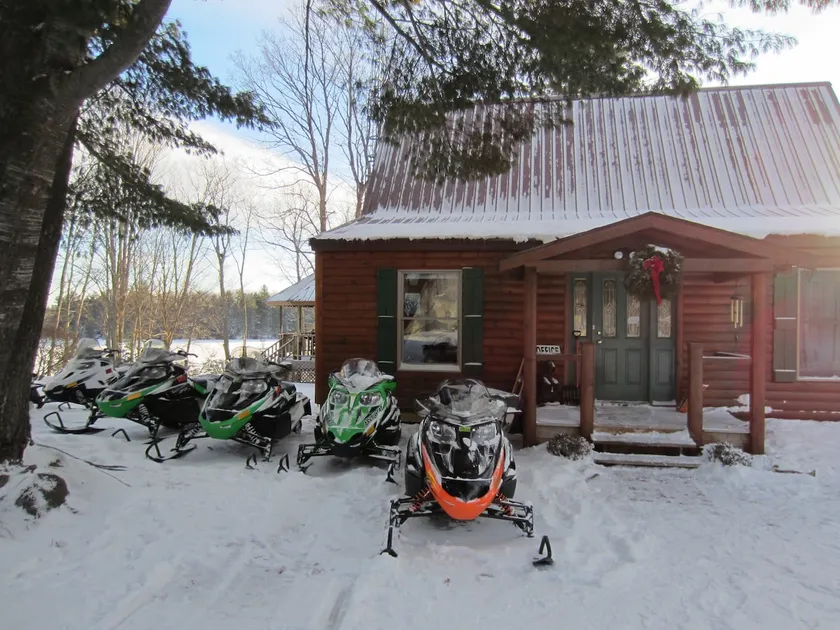Halfway Lake Cottages, Cabin #4 - Image 1