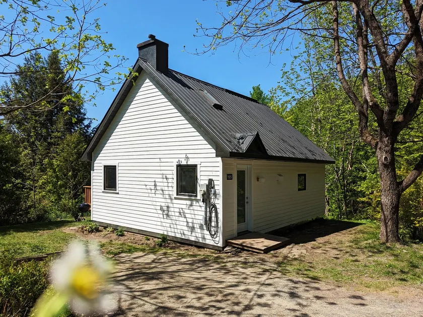 The Waterfall Cottage - Image 1