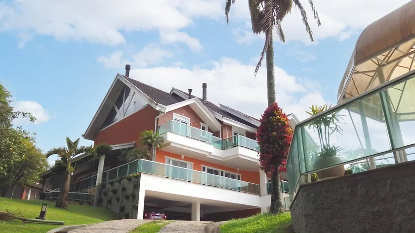 CampHouse with Mountain Views -Serra da Cantareira - Image 1