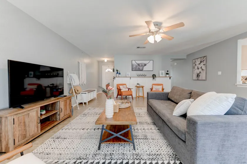 Near Austin | King Beds & Pet-Friendly Home - Image 1