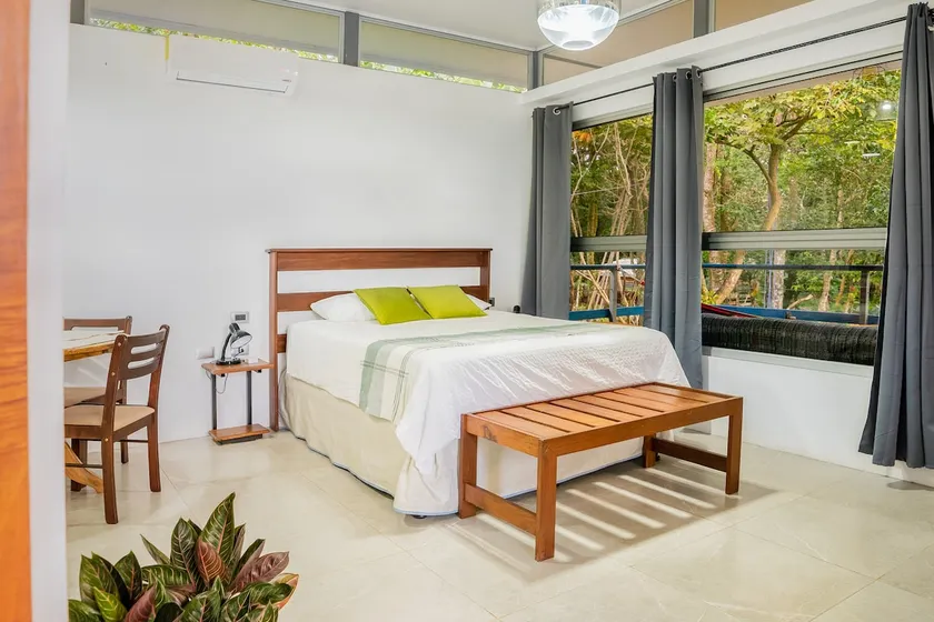 Family Bungalow with A/C (Cusuco) - Image 1