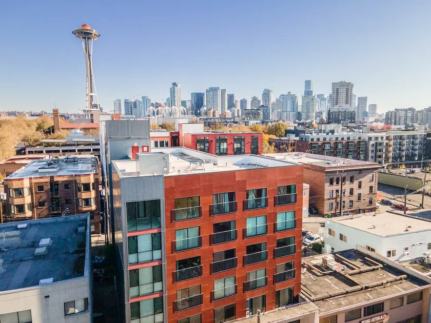 The Arena in Lower Queen Anne | 29 Nights - Image 1