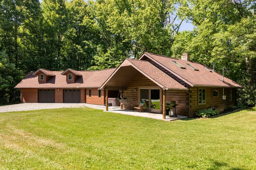 Scout Lane Cabin - Image 1