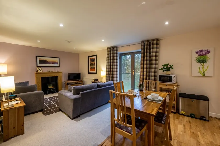 Spectacular, romantic accommodation in an abbey at the shores of Loch Ness! - Image 1