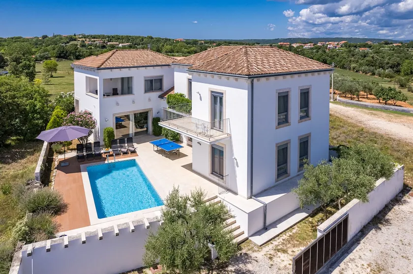 Romantic private pool villa, 3 minutes from the beach, stunning sea view - Image 1