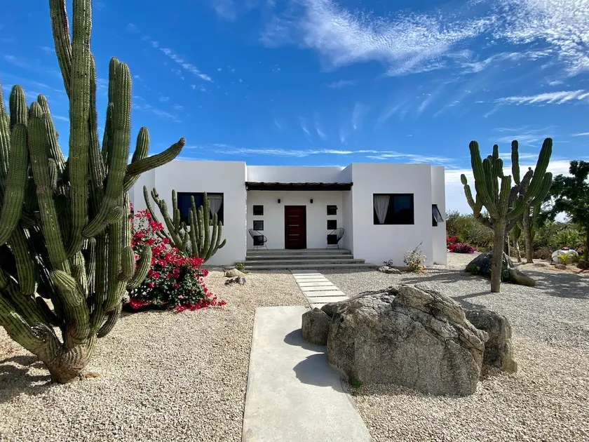 Private Oasis · Pool, Roof Deck & Scenic Views - Image 1