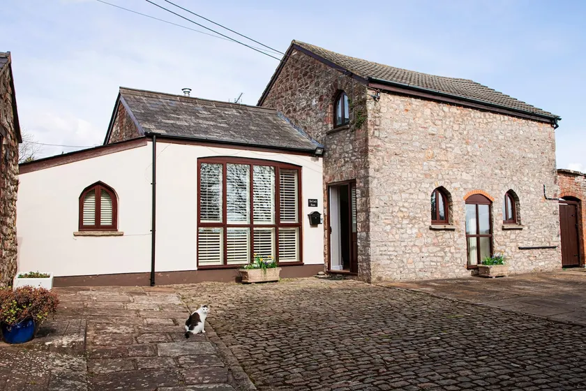Chepstow, Forest of Dean | Sleeps 4 | Dog Friendly - Image 1