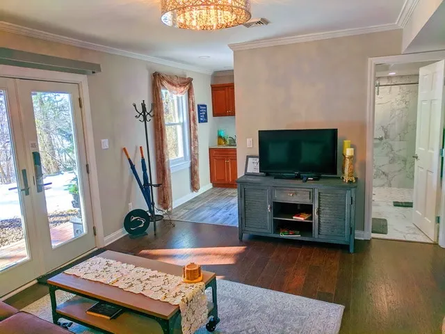 A Suite Mount Nittany View - Image 1