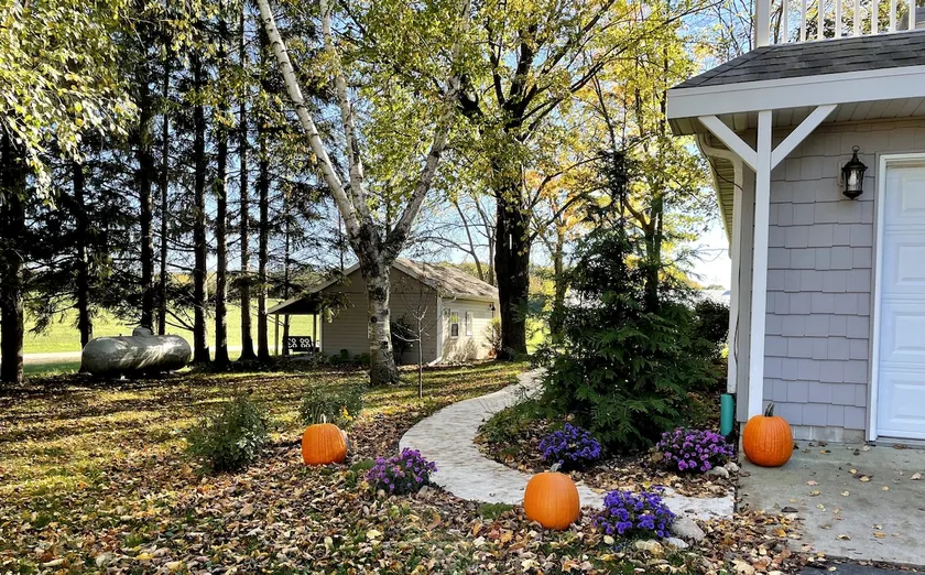 Schoolhouse cottage - Image 1