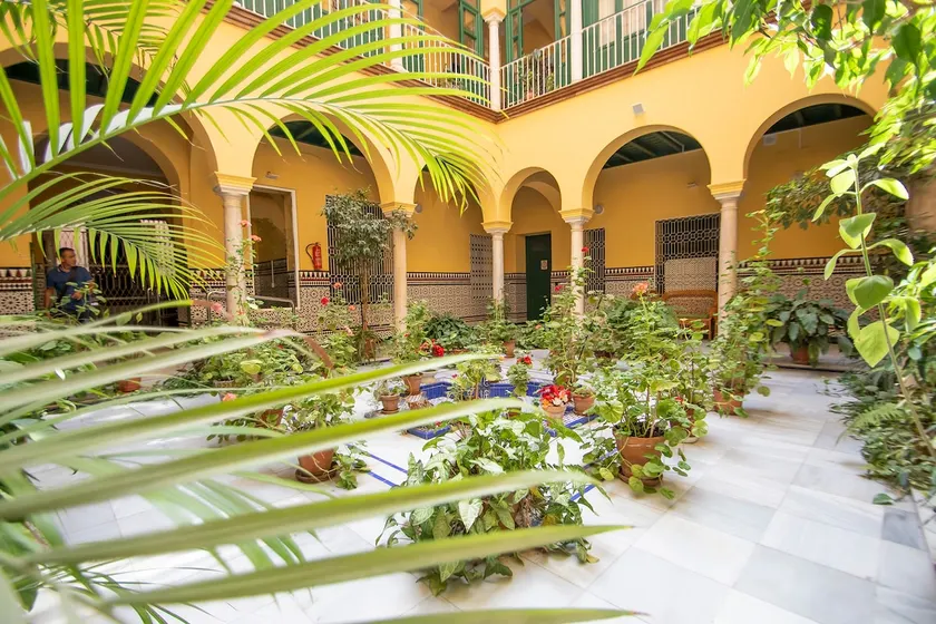 NICE LOFT & GREAT LOCATION NEXT CATHEDRAL-A/C-WIFI - Image 1