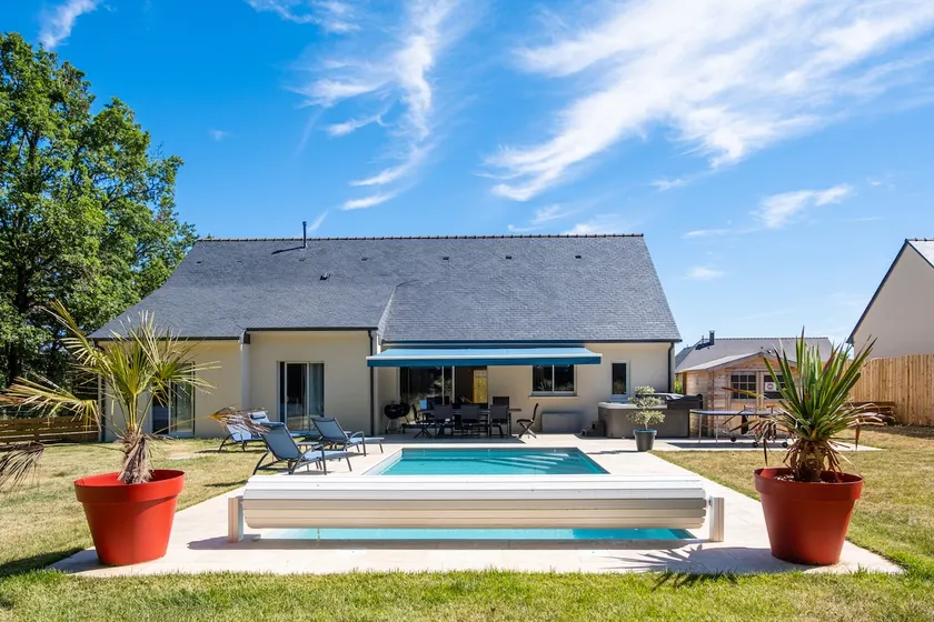 Quiet cottage – Heated pool – Jacuzzi – Manor house - Image 1