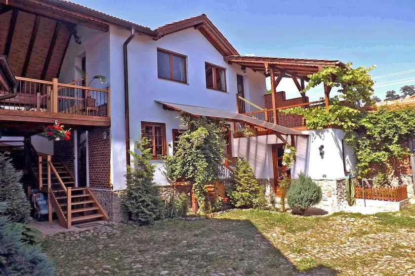 Casa Pelu - Image 1