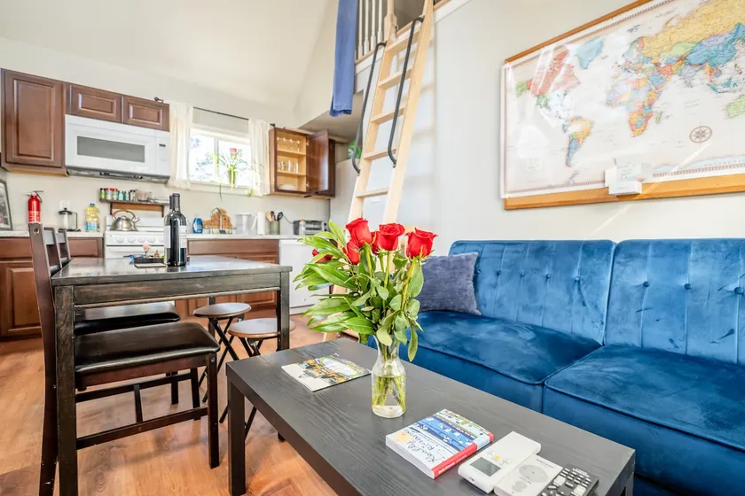 Not-so-Tiny House Near Scotts Addition & Highway! - Image 1