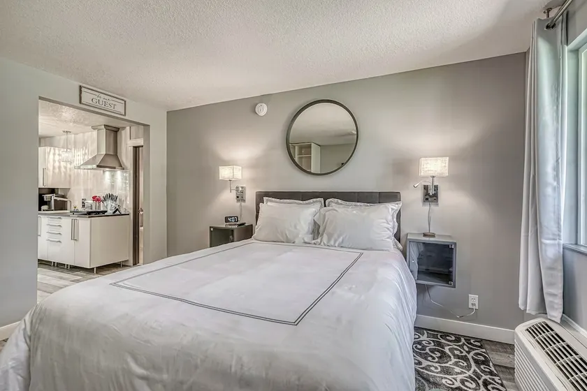 Modern Kitchen Suite at The Lighthouse - Image 1