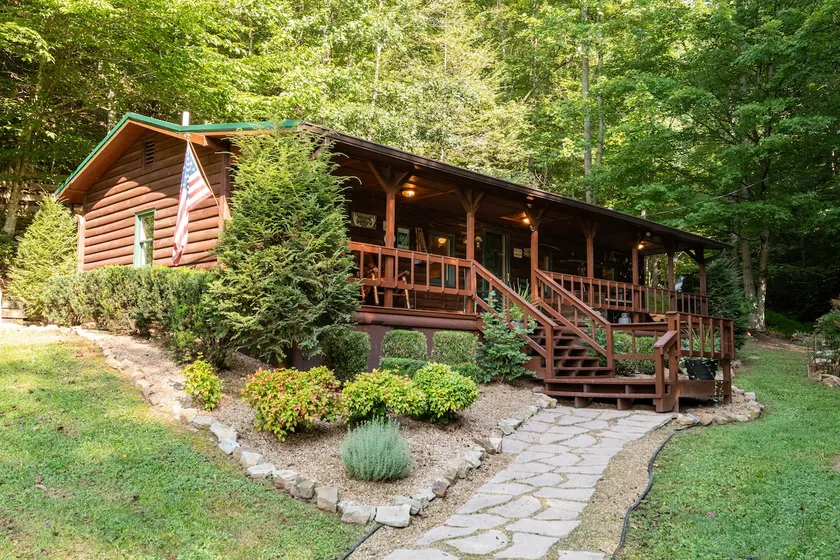 Cozy Country Log Cabin! NO cleaning or pet FEES! - Image 1
