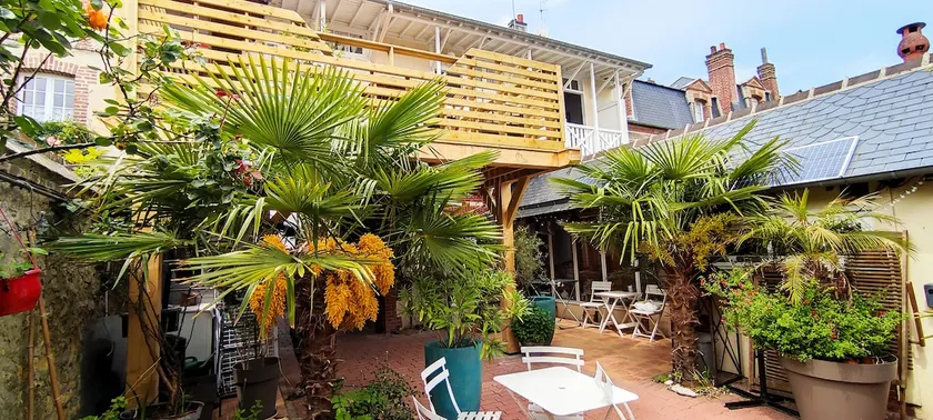 LES Althéas N4, Aluguel de 2 Quartos a 200m da Praia - Image 1