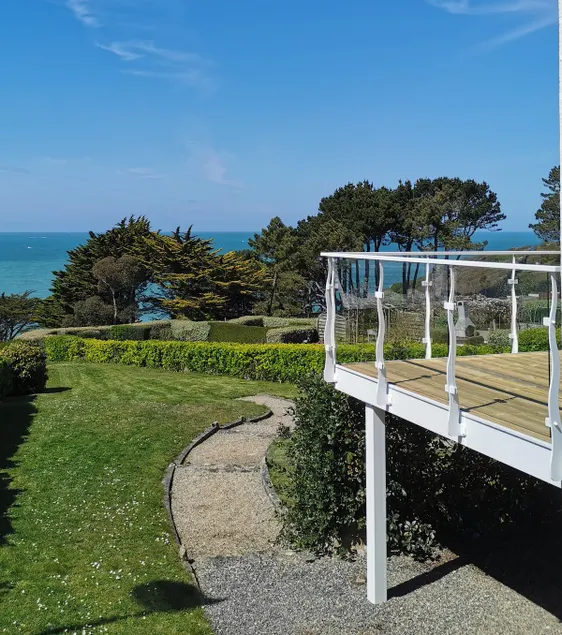 TY KERLUZ - Vue Mer et Plage à 80m - Image 1