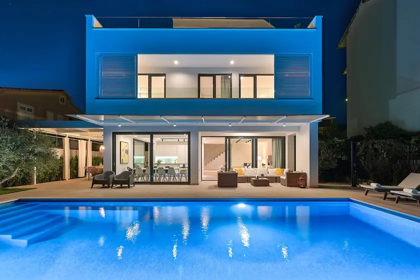 Villa Lodi - nuova villa moderna a pochi passi dalla spiaggia - Image 1