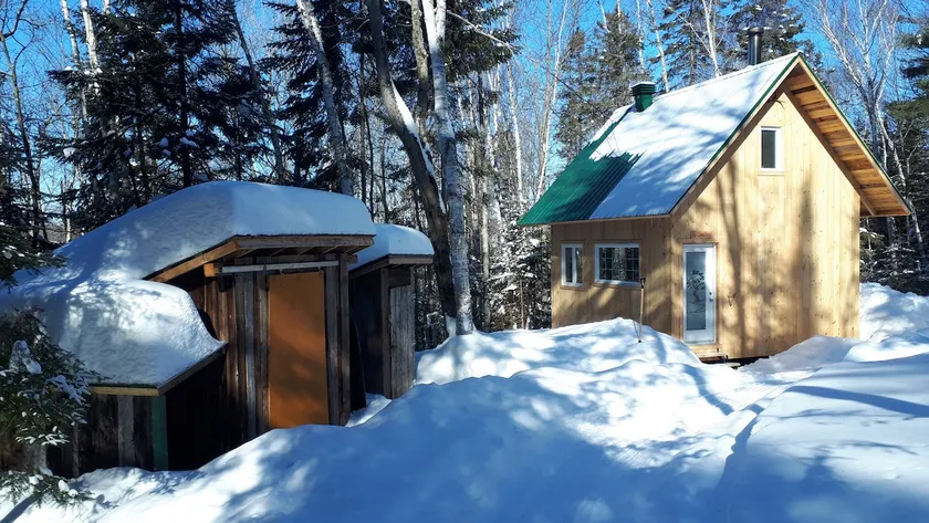 Trail, lake and nature at the Canadian cottage! - Image 1