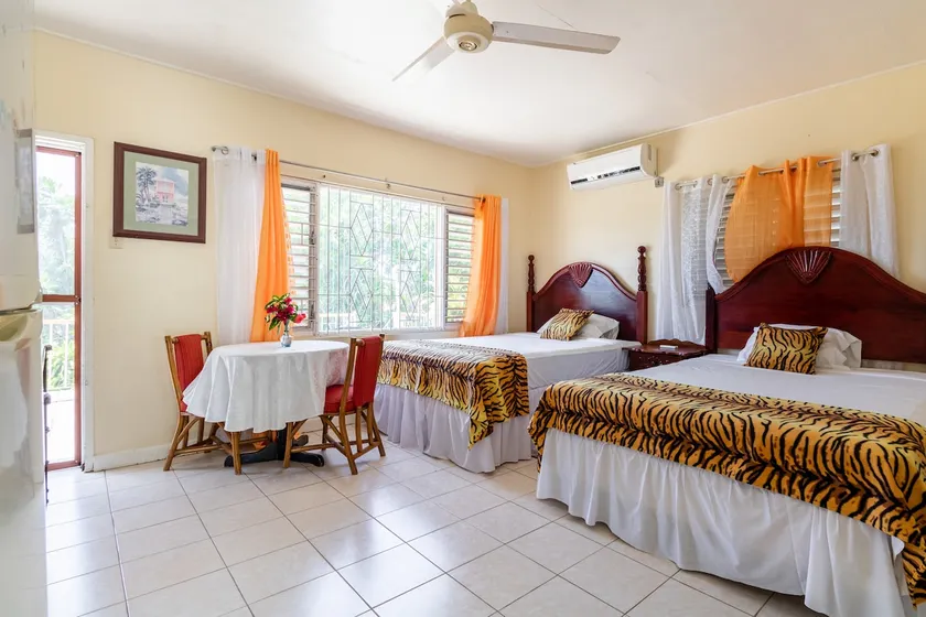 Seaview Suite #1 with 2 queen beds - Image 1
