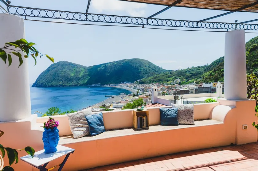 Captain's House FLAT G Lipari Canneto - Image 1