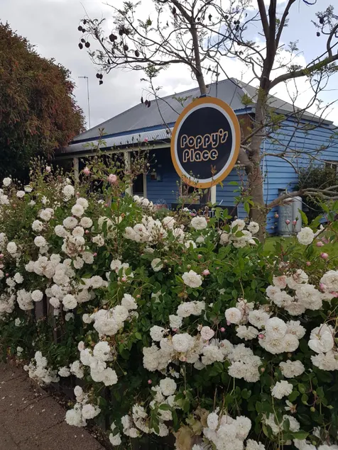 Poppy's Place, Retro Cottage Nannup. - Image 1