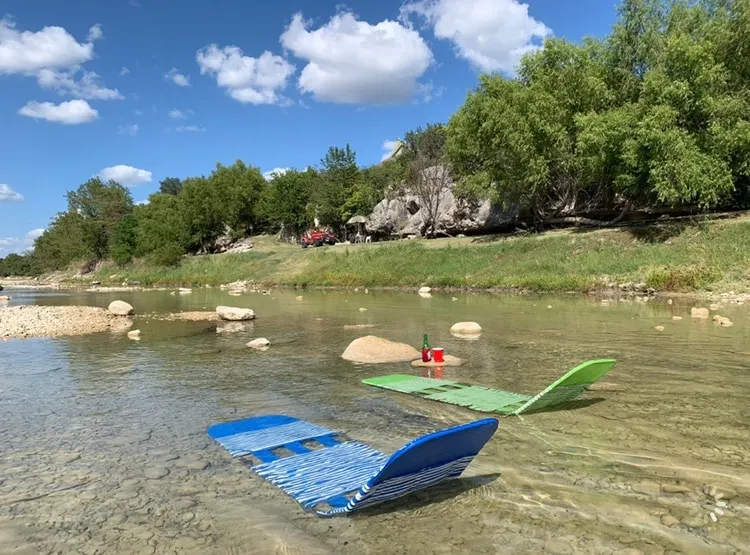 La Hacienda Rio on Medina River - Tranquility Life - Image 1
