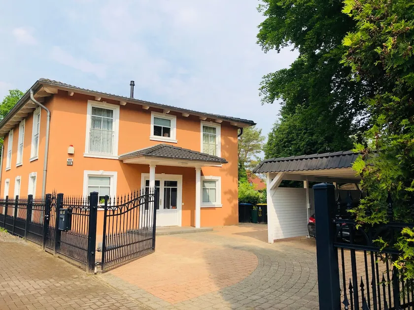 Small villa in Sasel - Image 1