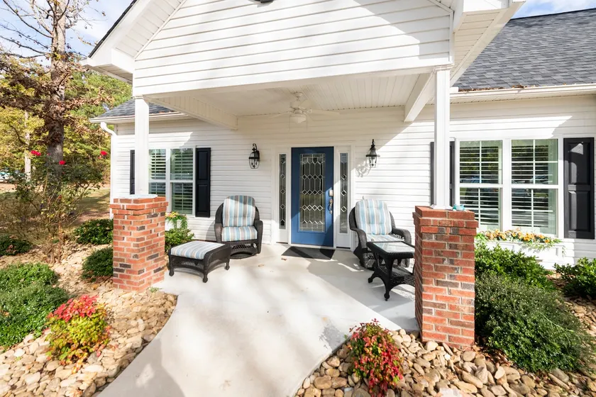 Virginia's Country Cottage - Image 1