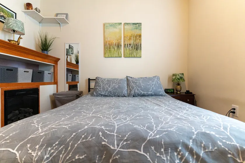 Pav's Place 1BD/1BA Private w/Queen Bed! - Image 1